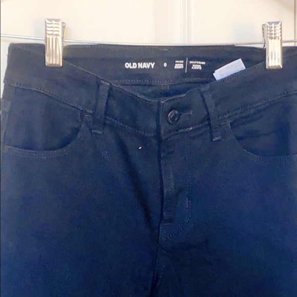 Old Navy Black Super Skinny jeans - Picture 4 of 5